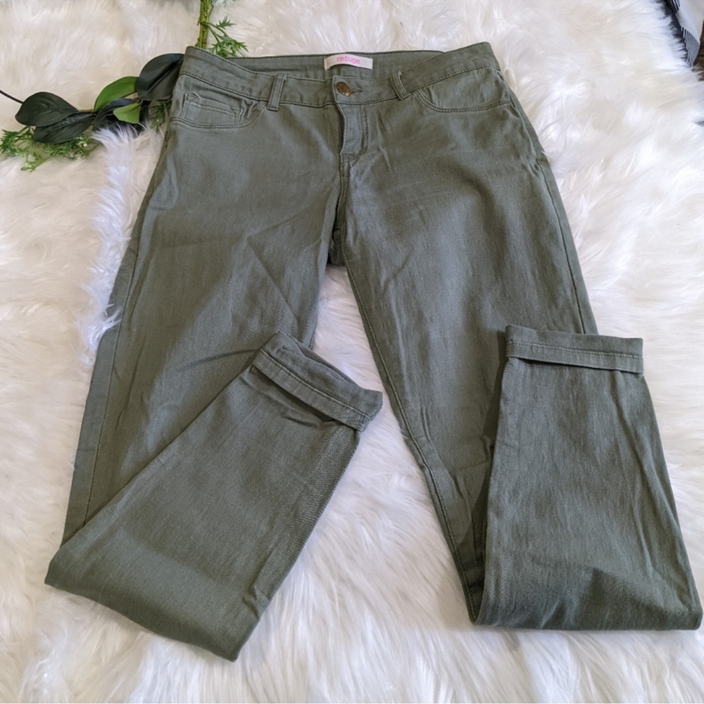 Refuge Olive Pants - Picture 3 of 7